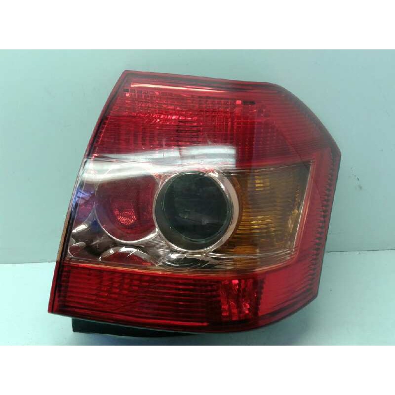 Recambio de piloto trasero derecho para toyota corolla (e12) 1.4 d-4d luna compact referencia OEM IAM   