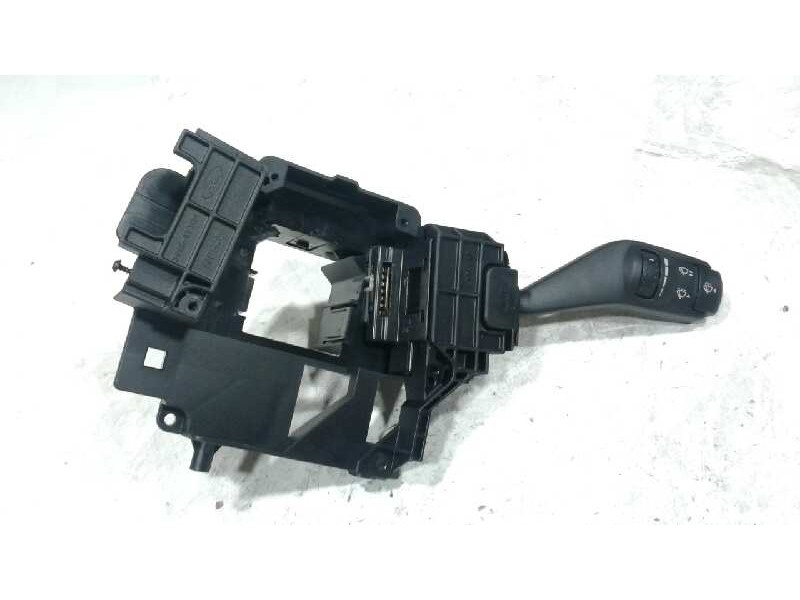 Recambio de mando limpia para ford focus berlina (cap) ambiente (d) referencia OEM IAM 1350066  