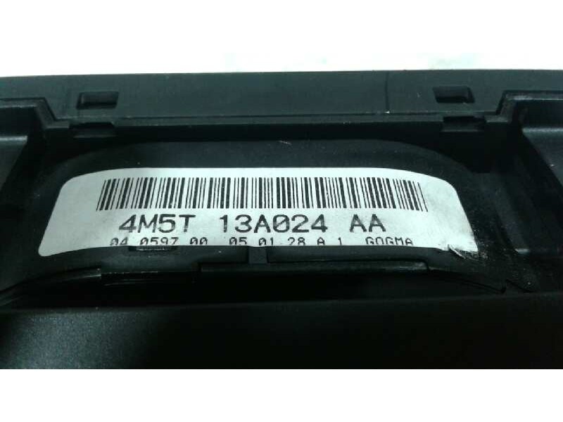 Recambio de mando luces para ford focus berlina (cap) ambiente (d) referencia OEM IAM 1318961  