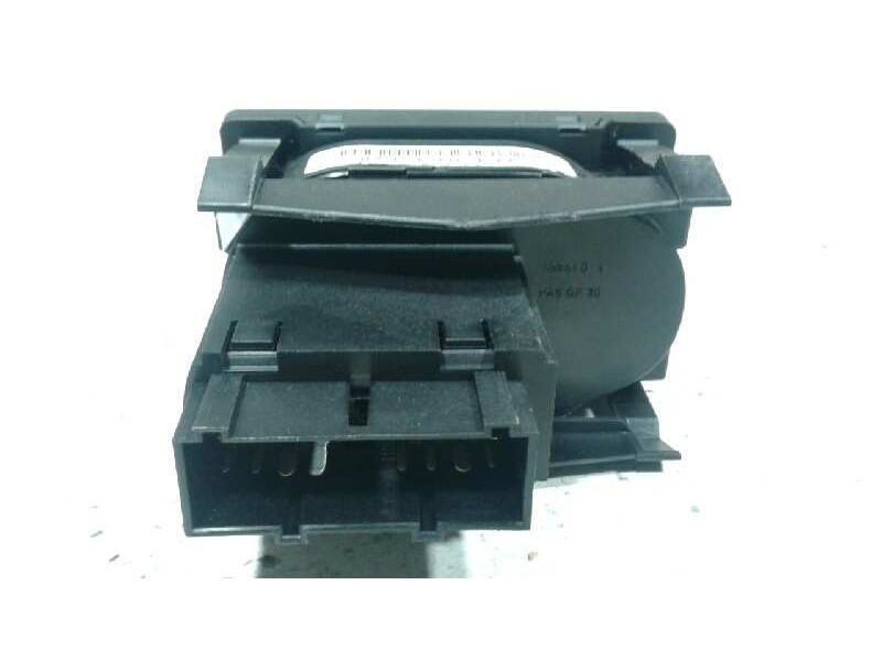 Recambio de mando luces para ford focus berlina (cap) ambiente (d) referencia OEM IAM 1318961  