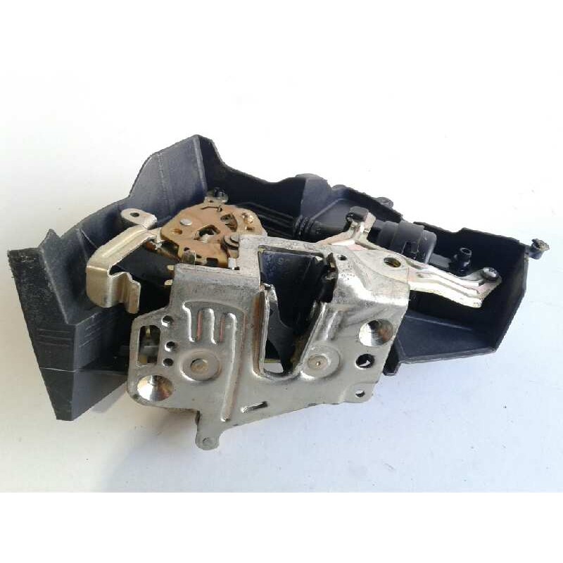 Recambio de cerradura puerta trasera izquierda para mercedes clase e (w210) berlina 240 (210.061) referencia OEM IAM   