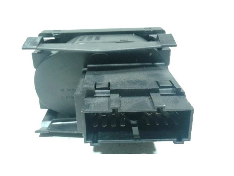 Recambio de mando luces para ford focus berlina (cap) ambiente (d) referencia OEM IAM 1318961  