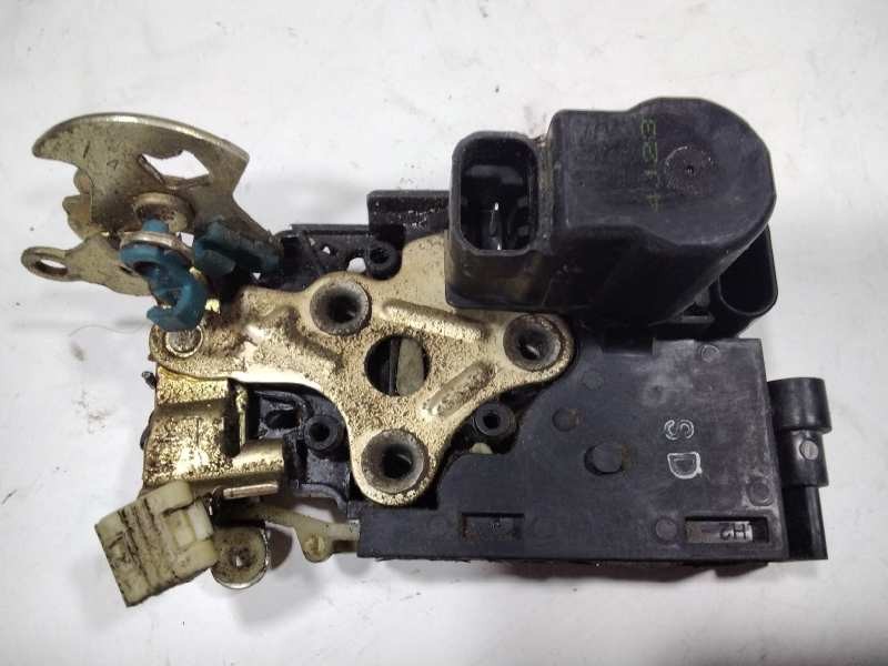 Recambio de cerradura puerta delantera derecha para chevrolet nubira berlina sx referencia OEM IAM 96272642  