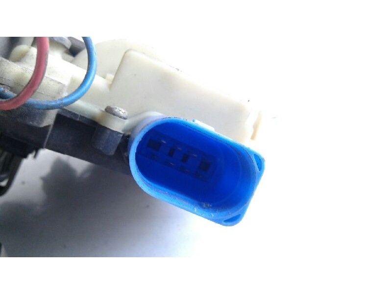 Recambio de cerradura puerta delantera izquierda para seat ibiza (6l1) sport referencia OEM IAM 3B1837015AQ  