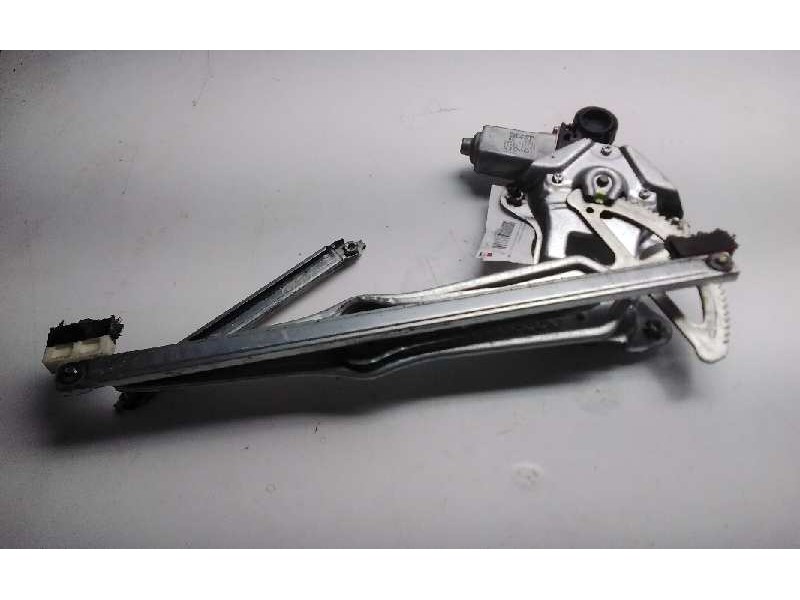 Recambio de elevalunas delantero derecho para toyota yaris verso (ncp2/nlp2) 1.5 linea luna referencia OEM IAM 8T71052030  