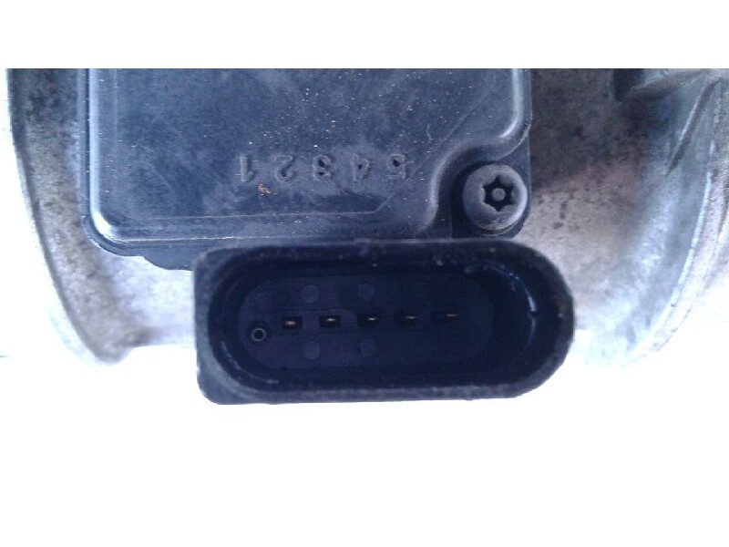 Recambio de caudalimetro para audi a6 avant (4b5) 2.5 tdi quattro referencia OEM IAM 4B0133835K  