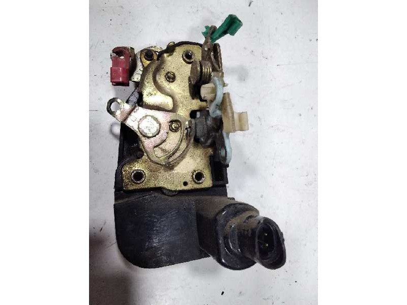 Recambio de cerradura puerta delantera derecha para chrysler voyager (gs) 2.5 td referencia OEM IAM 04675584  