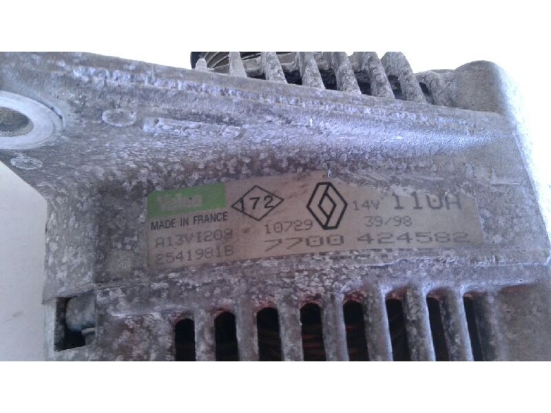 Recambio de alternador para volvo s40 berlina td referencia OEM IAM A13VI209 2541981B REN 7700 424582