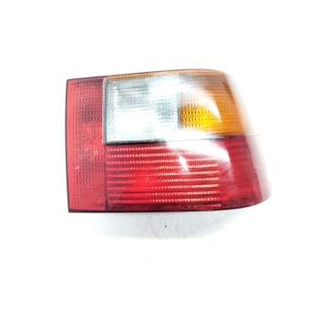 PILOTO TRASERO DERECHO A2810881 962228 
