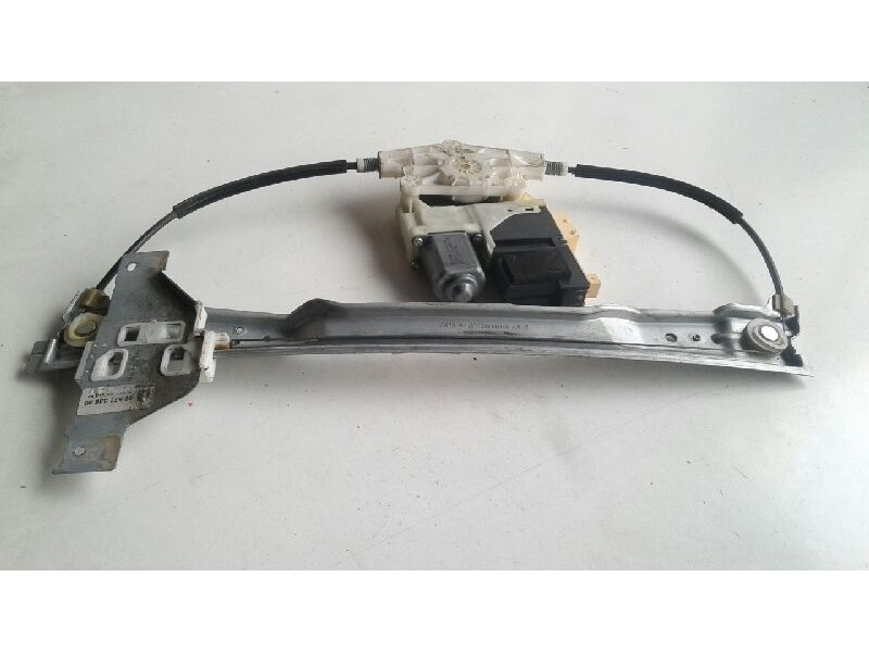 Recambio de elevalunas delantero derecho para citroen c4 berlina collection referencia OEM IAM 9222V0  