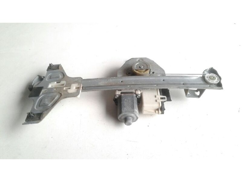 Recambio de elevalunas trasero derecho para citroen c4 berlina collection referencia OEM IAM 922488  