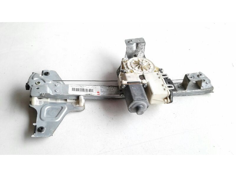 Recambio de elevalunas trasero izquierdo para citroen c4 berlina collection referencia OEM IAM 922389  