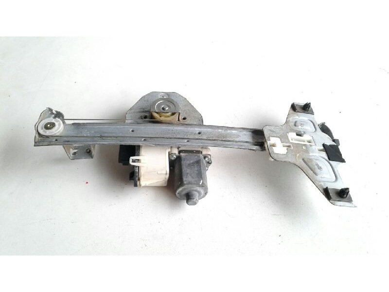 Recambio de elevalunas trasero izquierdo para citroen c4 berlina collection referencia OEM IAM 922389  