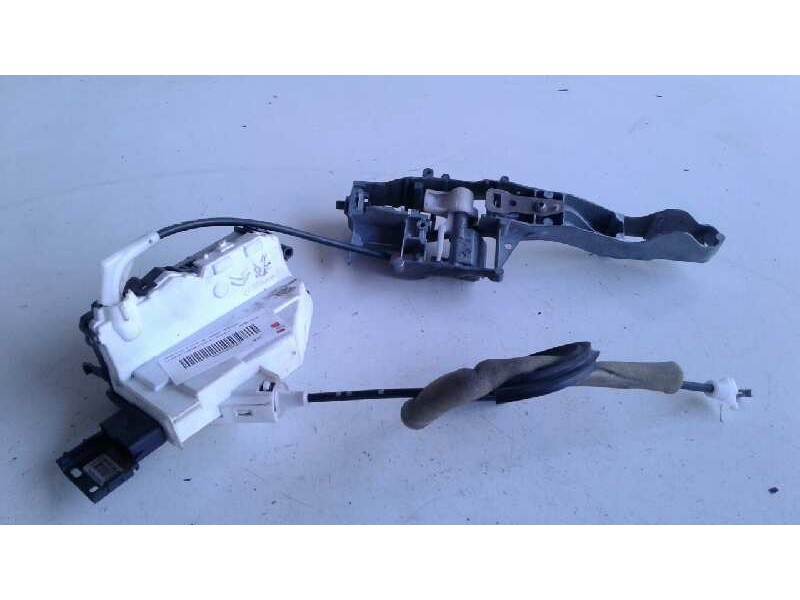 Recambio de cerradura puerta delantera derecha para peugeot partner kasten confort l1 referencia OEM IAM   