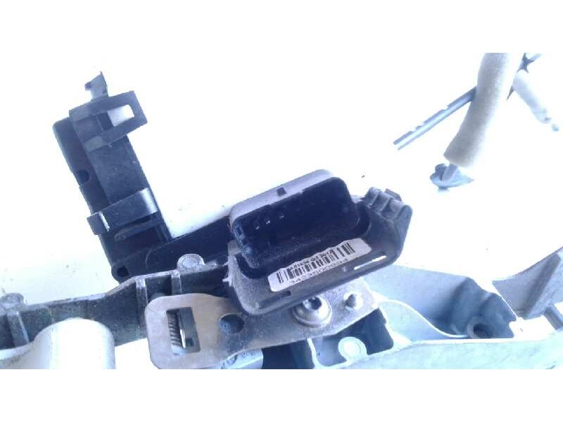 Recambio de cerradura puerta delantera derecha para peugeot partner kasten confort l1 referencia OEM IAM   