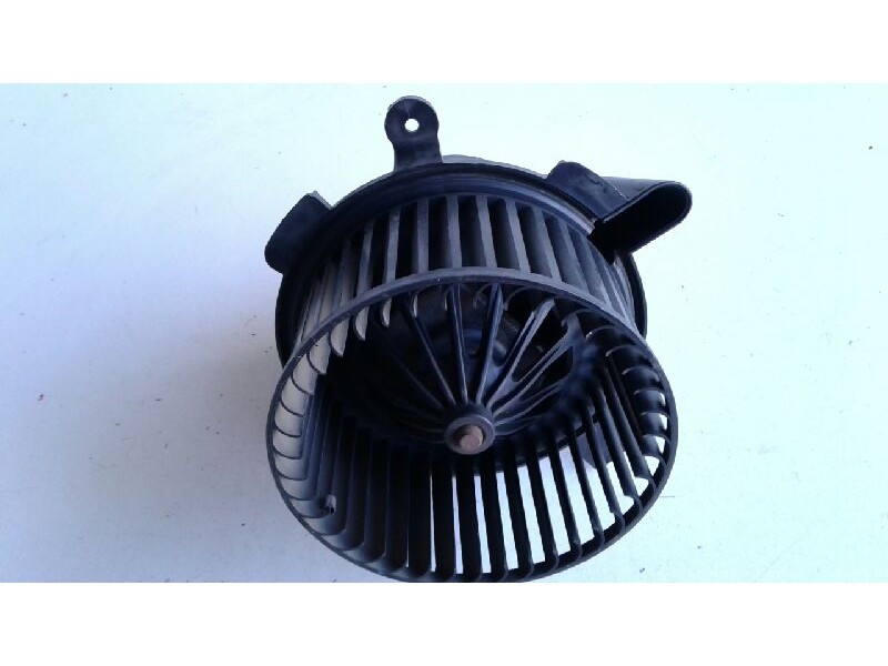 Recambio de motor calefaccion para citroen c4 berlina collection referencia OEM IAM PF2A2B9506 PF2A23504 