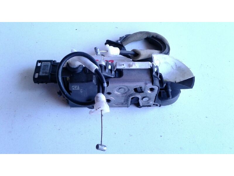 Recambio de cerradura puerta delantera izquierda para peugeot partner kasten confort l1 referencia OEM IAM   