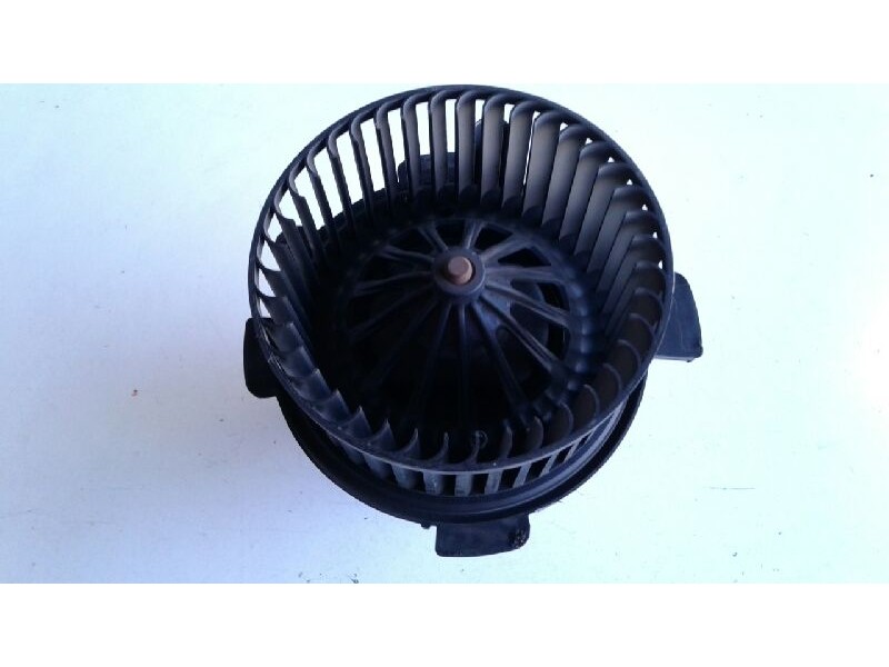 Recambio de motor calefaccion para citroen c4 berlina collection referencia OEM IAM PF2A2B9506 PF2A23504 