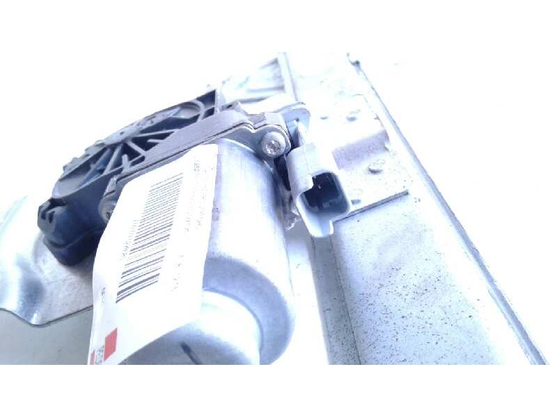 Recambio de elevalunas delantero derecho para peugeot partner kasten confort l1 referencia OEM IAM 9880557880  