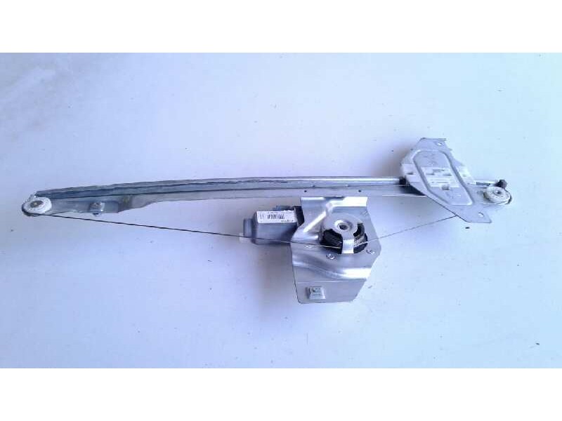 Recambio de elevalunas delantero derecho para peugeot partner kasten confort l1 referencia OEM IAM 9880557880  