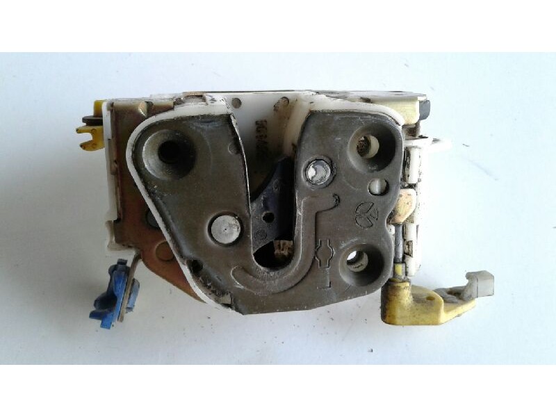 Recambio de cerradura puerta trasera derecha para ford fiesta courier (dx) 1.8 diesel cat referencia OEM IAM   