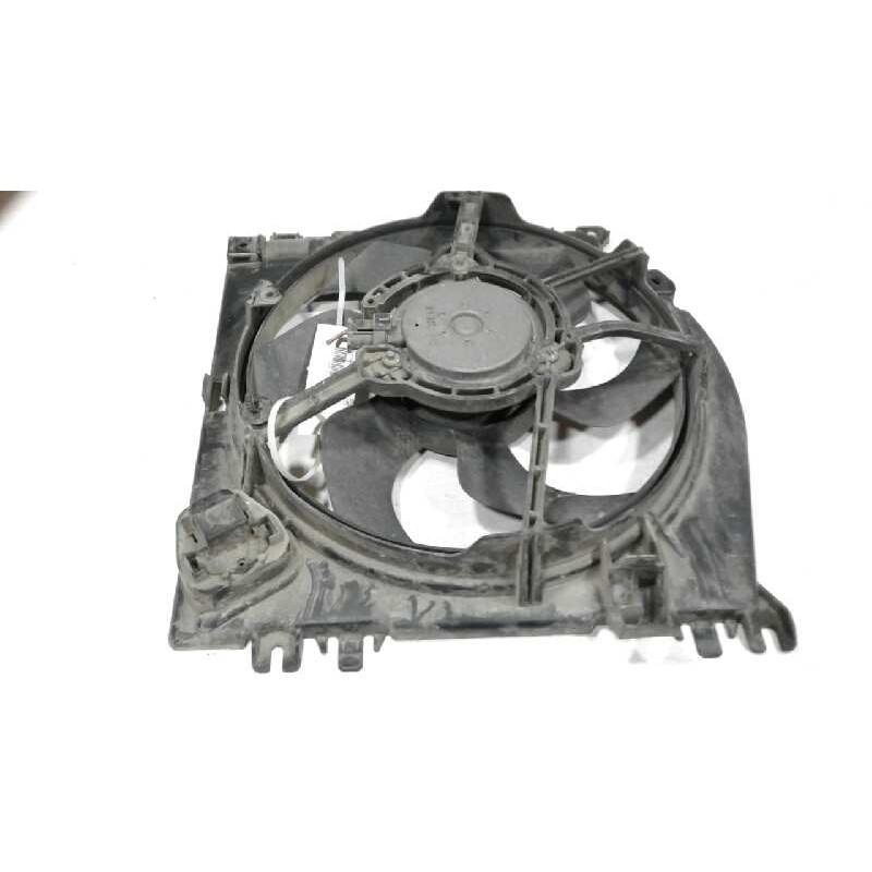 Recambio de electroventilador para renault modus confort dynamique referencia OEM IAM 7701068309  