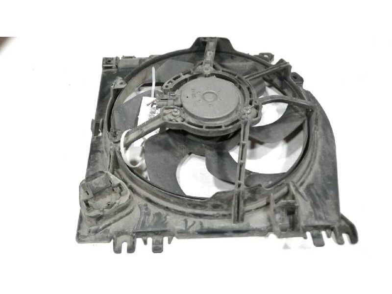 Recambio de electroventilador para renault modus confort dynamique referencia OEM IAM 7701068309  