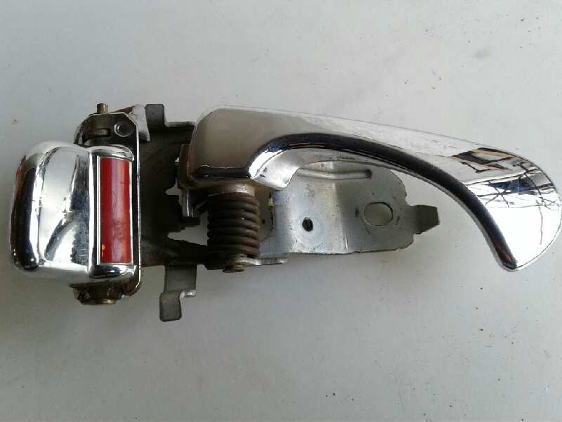 Recambio de maneta interior trasera derecha para mitsubishi l 200 (k6/7) 2500 td american sport (4-ptas.) referencia OEM IAM   