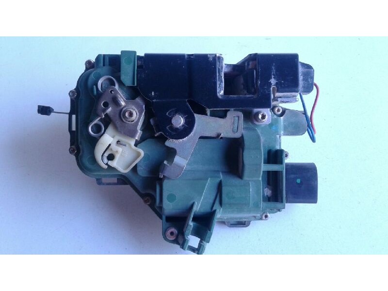 Recambio de cerradura puerta delantera derecha para volkswagen golf iv berlina (1j1) conceptline referencia OEM IAM 6X1837014C  