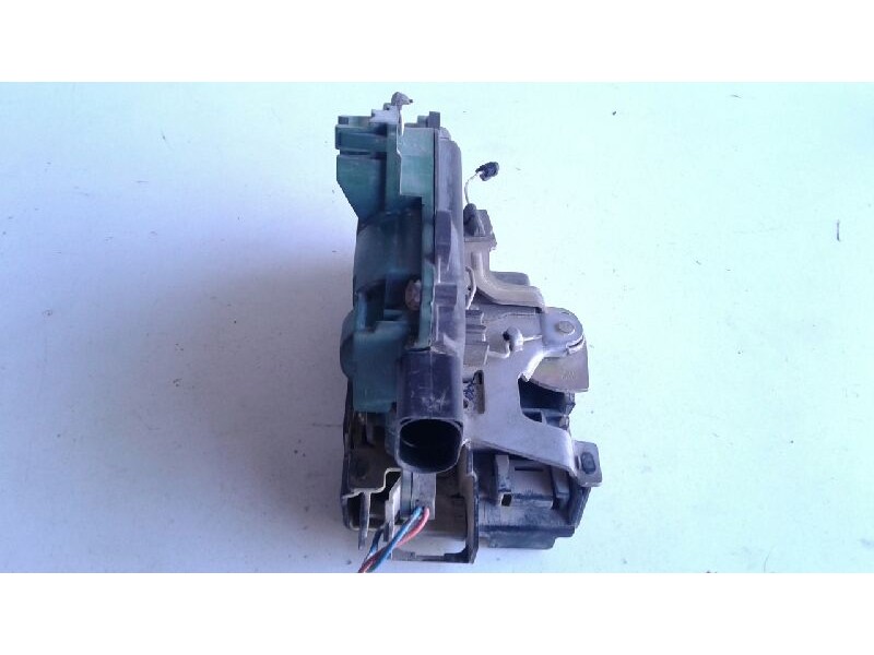 Recambio de cerradura puerta delantera izquierda para volkswagen golf iv berlina (1j1) conceptline referencia OEM IAM 6X1837013C