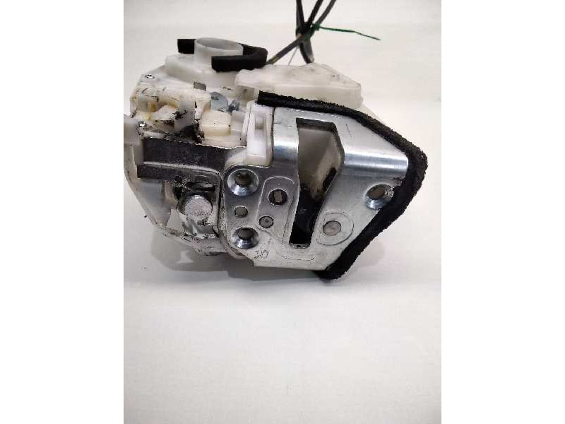 Recambio de cerradura puerta trasera derecha para suzuki swift berlina (mz) gl (5-ptas.) referencia OEM IAM   