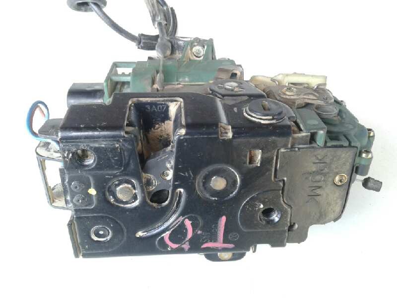 Recambio de cerradura puerta trasera derecha para volkswagen golf iv berlina (1j1) conceptline referencia OEM IAM   