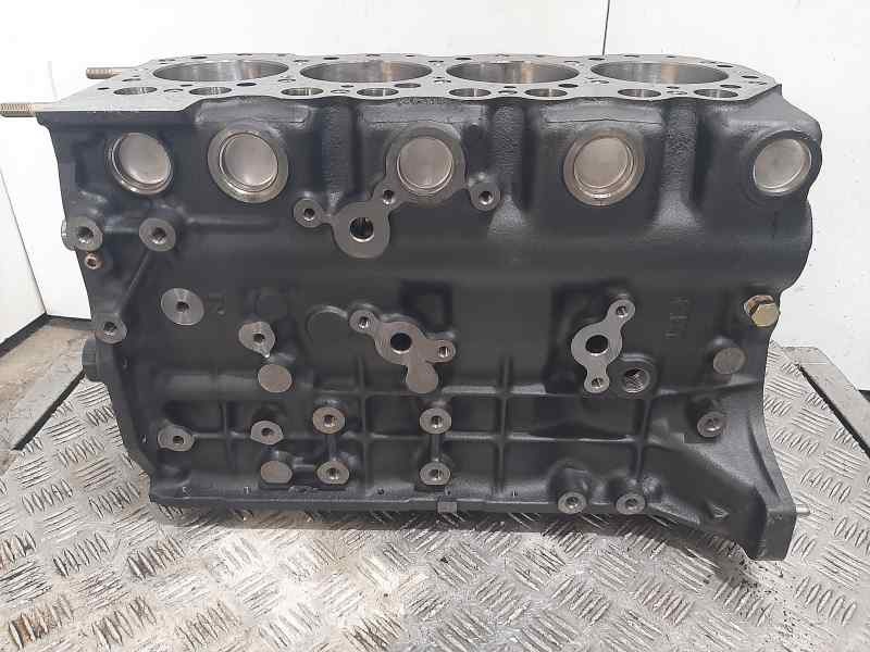 Recambio de bloque para nissan terrano (wd21) 2.7 turbodiesel referencia OEM IAM 101037F408  101037F408