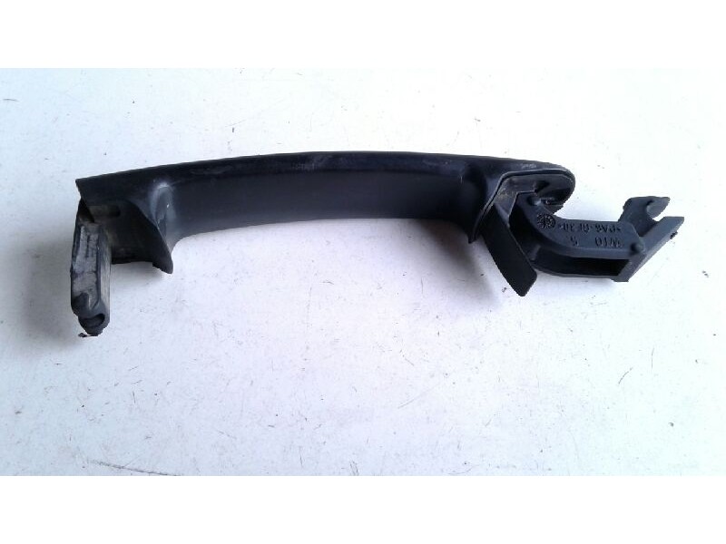 Recambio de maneta exterior delantera derecha para volkswagen golf iv berlina (1j1) conceptline referencia OEM IAM 3B0837207  