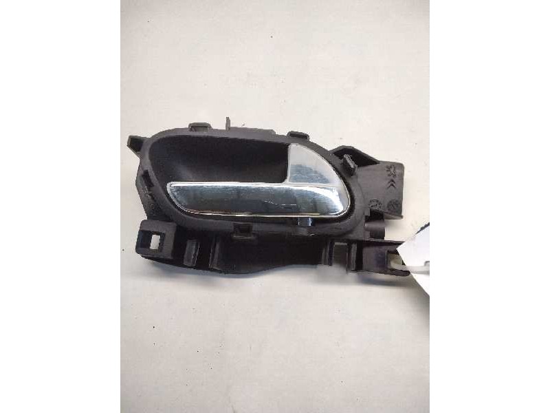 Recambio de maneta interior trasera derecha para peugeot 3008 confort referencia OEM IAM   