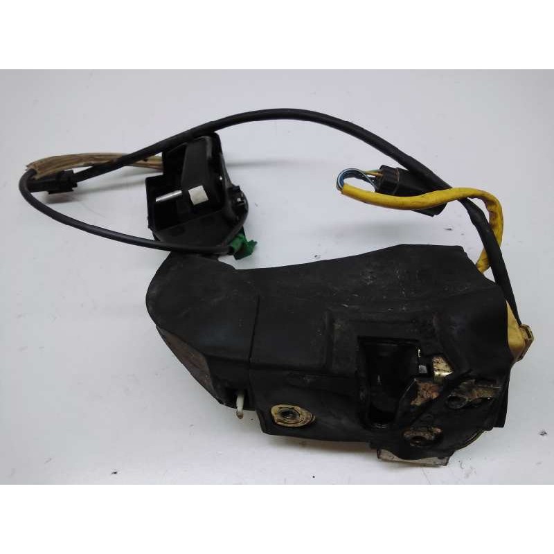 Recambio de cerradura puerta trasera izquierda para ford scorpio 24v ghia berlina referencia OEM IAM A264A27  