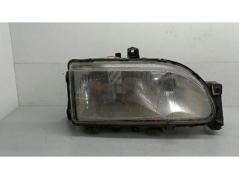 Recambio de faro derecho para ford scorpio 24v ghia berlina referencia OEM IAM 1305235177  
