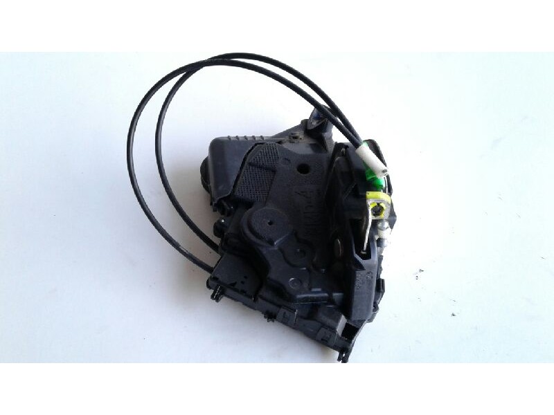 Recambio de cerradura puerta delantera izquierda para toyota yaris (ksp9/scp9/nlp9) básico referencia OEM IAM 690400D140  