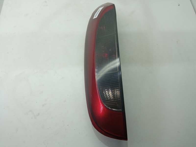 Recambio de piloto trasero izquierdo para opel corsa c comfort referencia OEM IAM 09196363  