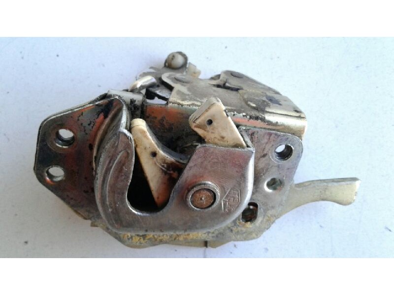 Recambio de cerradura puerta delantera derecha para seat ibiza gl referencia OEM IAM SE021521700A  