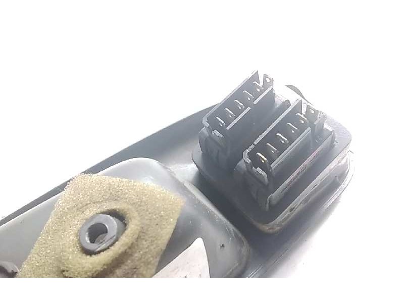 Recambio de mando elevalunas delantero izquierdo para renault scenic rx4 (ja0) 1.9 dci referencia OEM IAM 7700432962  