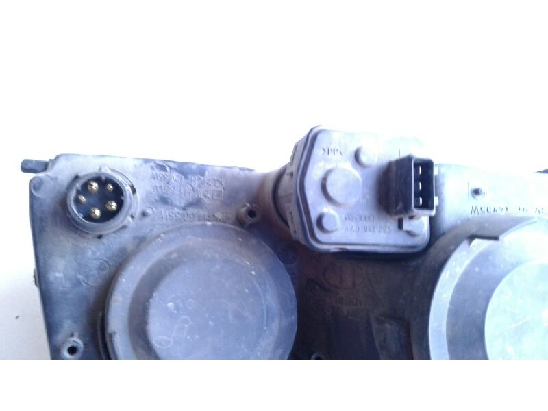 Recambio de faro izquierdo para volkswagen passat berlina (3b2) comfortline referencia OEM IAM 3B0941017K  