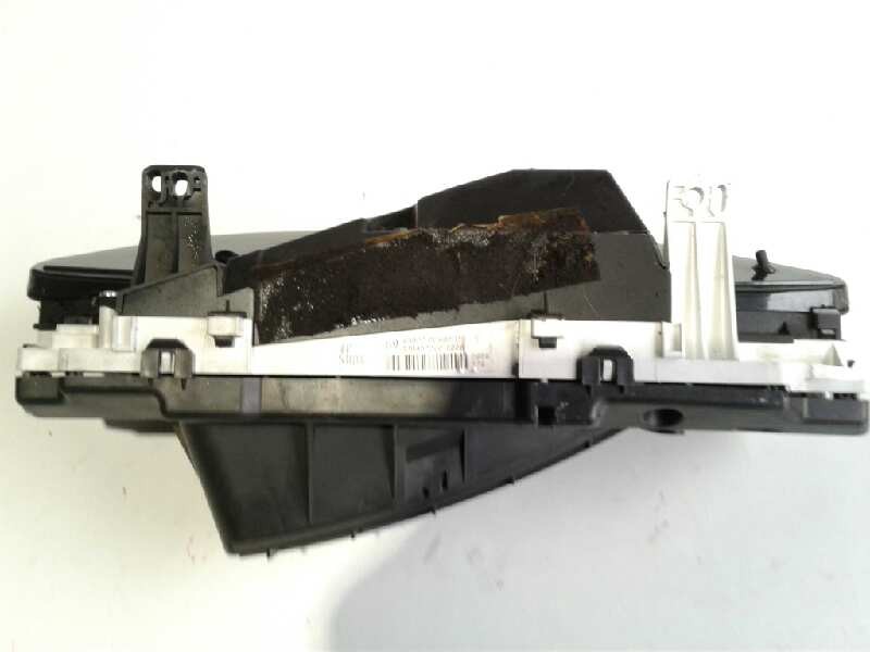 Recambio de cuadro instrumentos para toyota yaris (ksp9/scp9/nlp9) básico referencia OEM IAM 838000D690D  