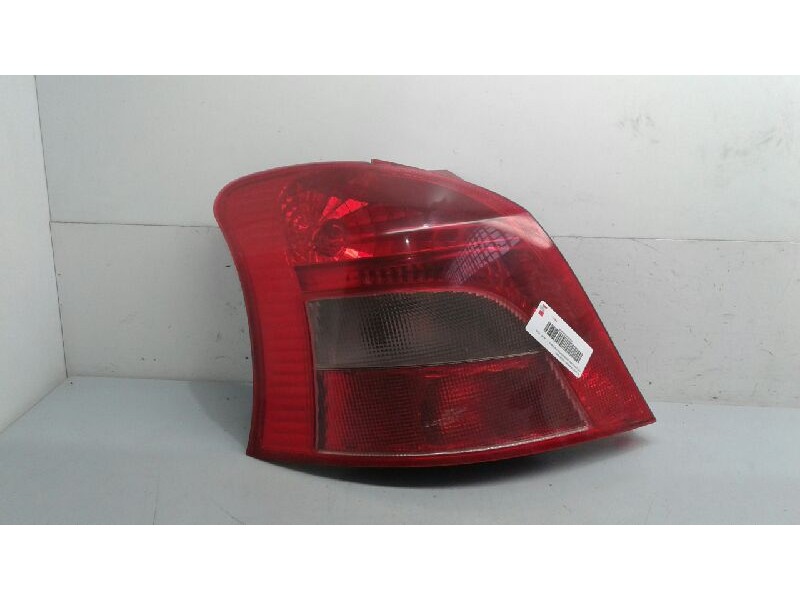 Recambio de piloto trasero izquierdo para toyota yaris (ksp9/scp9/nlp9) básico referencia OEM IAM 815610D110  