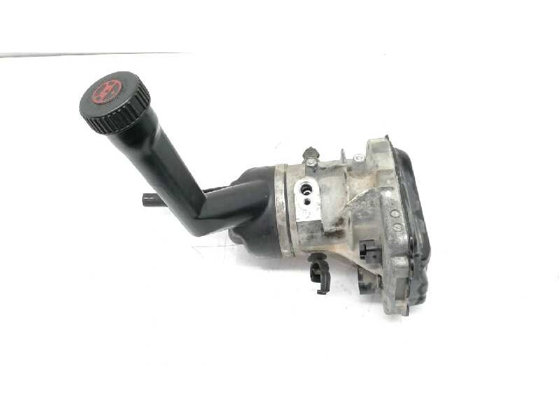 Recambio de bomba direccion para peugeot 308 confort referencia OEM IAM 9686207180  