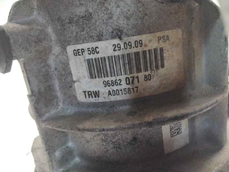 Recambio de bomba direccion para peugeot 308 confort referencia OEM IAM 9686207180  