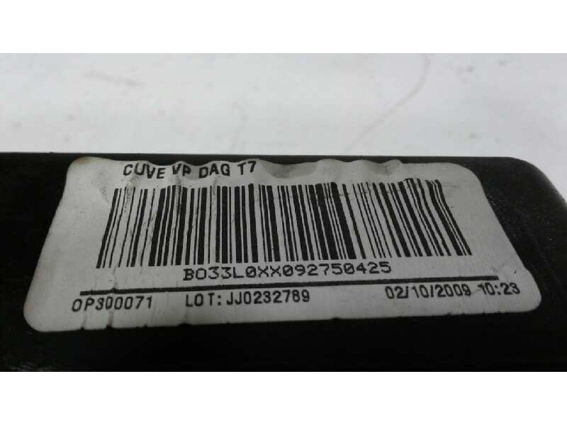 Recambio de guantera para peugeot 308 confort referencia OEM IAM JJ0232789  