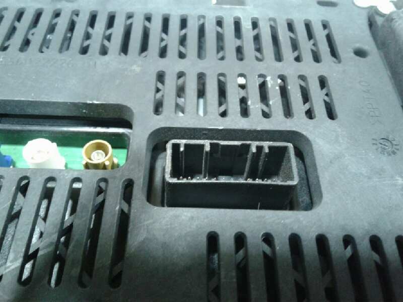 Recambio de pantalla multifuncion para renault scenic iii dynamique referencia OEM IAM 2481009171  