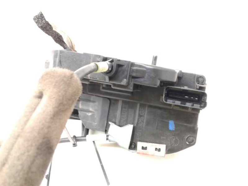 Recambio de cerradura puerta trasera derecha para nissan np300 pick-up (d23) acenta double cab 4x4 referencia OEM IAM   