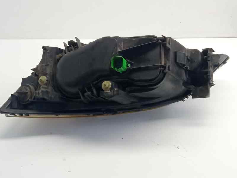 Recambio de faro derecho para ford mondeo berlina (ge) ghia referencia OEM IAM 1435619  